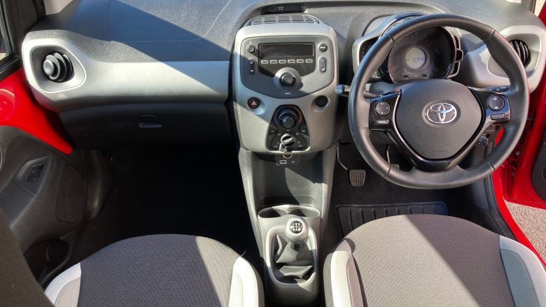 Toyota Aygo 1.0 VVT-i X-Play 3dr Petrol Hatchback